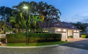 Sanctuary Cove Apartments Reviews