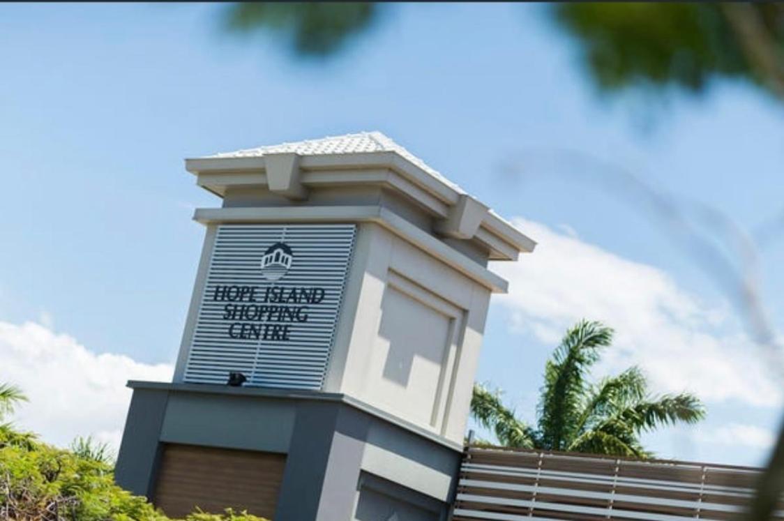 Large Studio In The Heart Of Hope Island & Sanctuary Cove Hotel Gold Coast Exterior photo