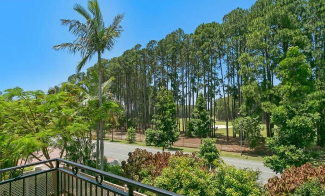 Large Studio In The Heart Of Hope Island & Sanctuary Cove Hotel Gold Coast Exterior photo